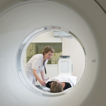 Patiënt in MRI scan
