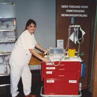 Odette Kerstjens op de oude hartbewaking.