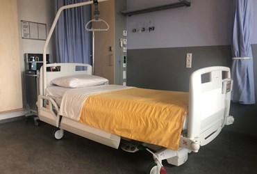 Afbeelding van het eerste nieuwe bed bij VieCuri op een verpleegafdeling