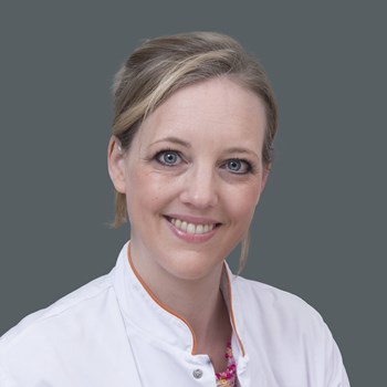 Drs. Anesthesioloog-pijnspecialist Esther Vossenkaul-Vogels