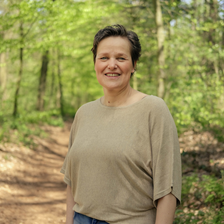 Vera Janssen in bos